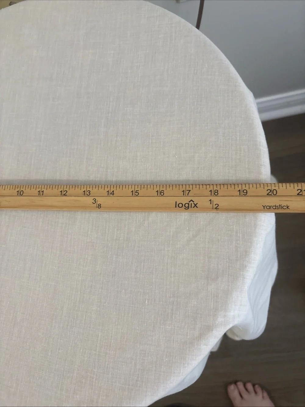 Vintage Cream Round Tablecloth